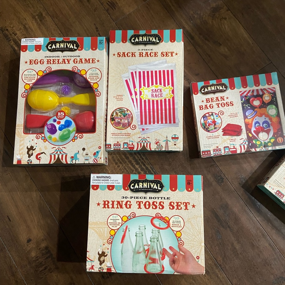 Carnival set birthday party